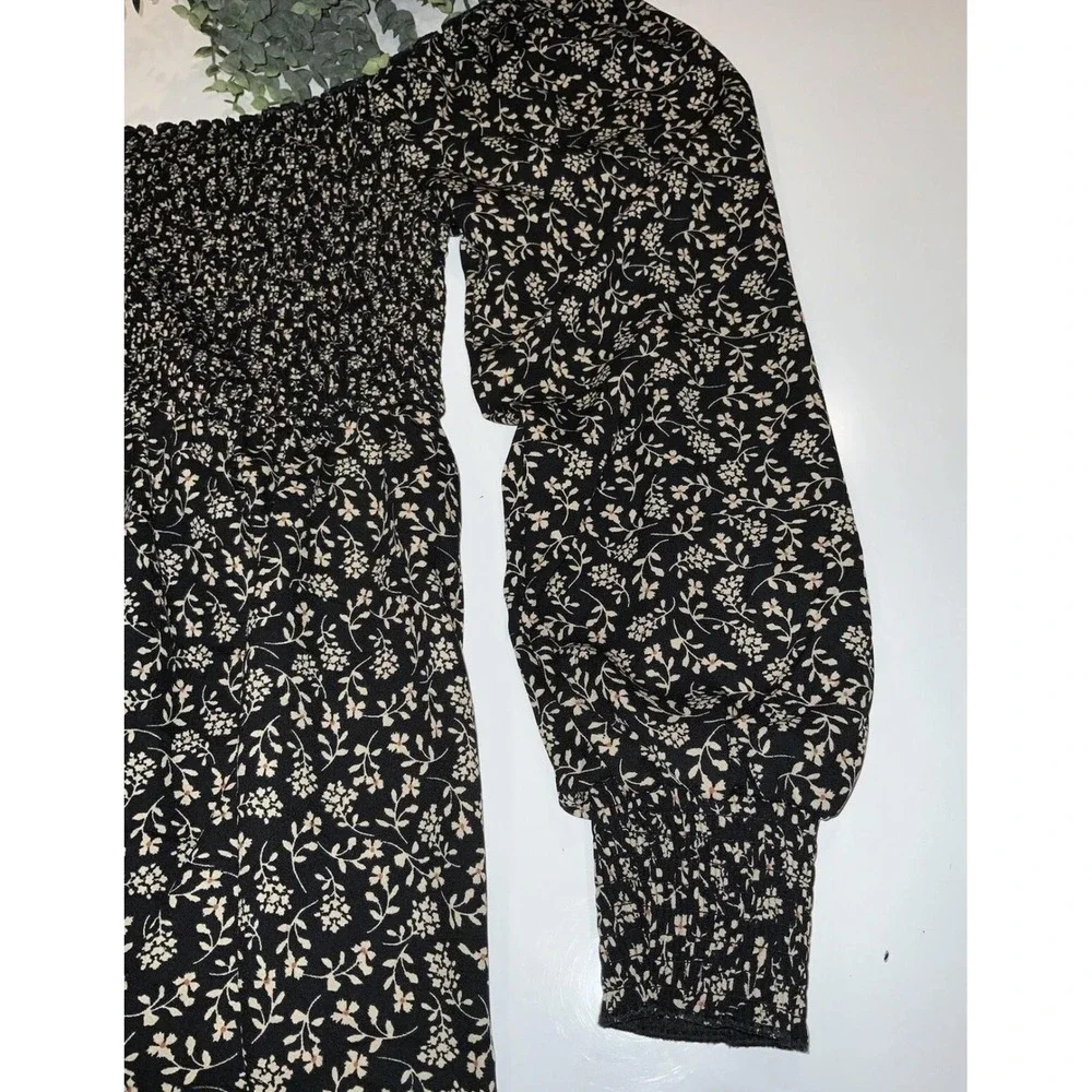 Floral Smocked Dress Womens Small Black Square Neck Long Sleeve Fit & Flare Boho